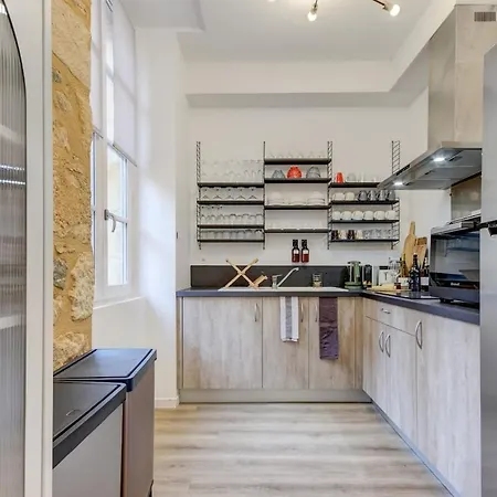 Elegant 4 Pers Terrace Parking Heart Of דירה סרלה-לה קנדה